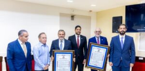 El Senado de la República reconoce a Junior Noboa y a Vitelio Mejía
