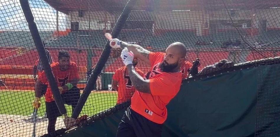 Zoilo Almonte es acusado de violencia doméstica