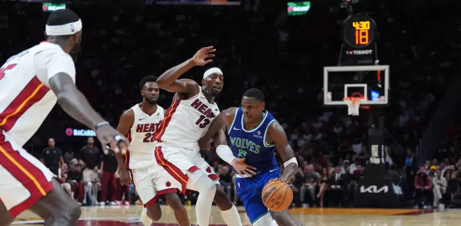 Edwards arrasa; Davis, Haliburton y Kawhi firman regresos de ensueño