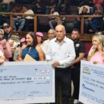 Coliseo Gallístico dona un millón de pesos a favor de pacientes con cáncer