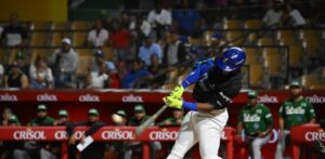 Licey blanquea 3-0 a las Estrellas, Rojas Jr. decide con cuadrangular