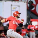 Marmolejos, Guzmán y De la Cruz batean jonrones y los Leones ganan su quinto partido seguido